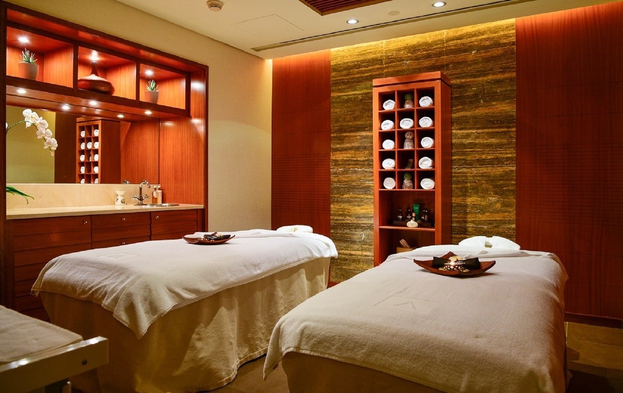 Address-Montgomerie-Spa-room