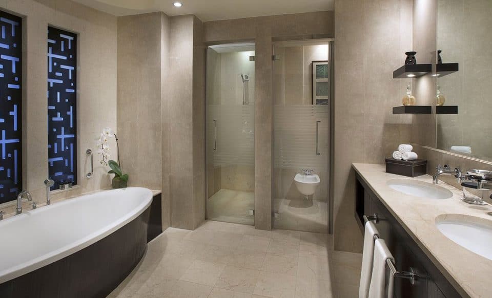 The-Address-Montgomerie12-bath