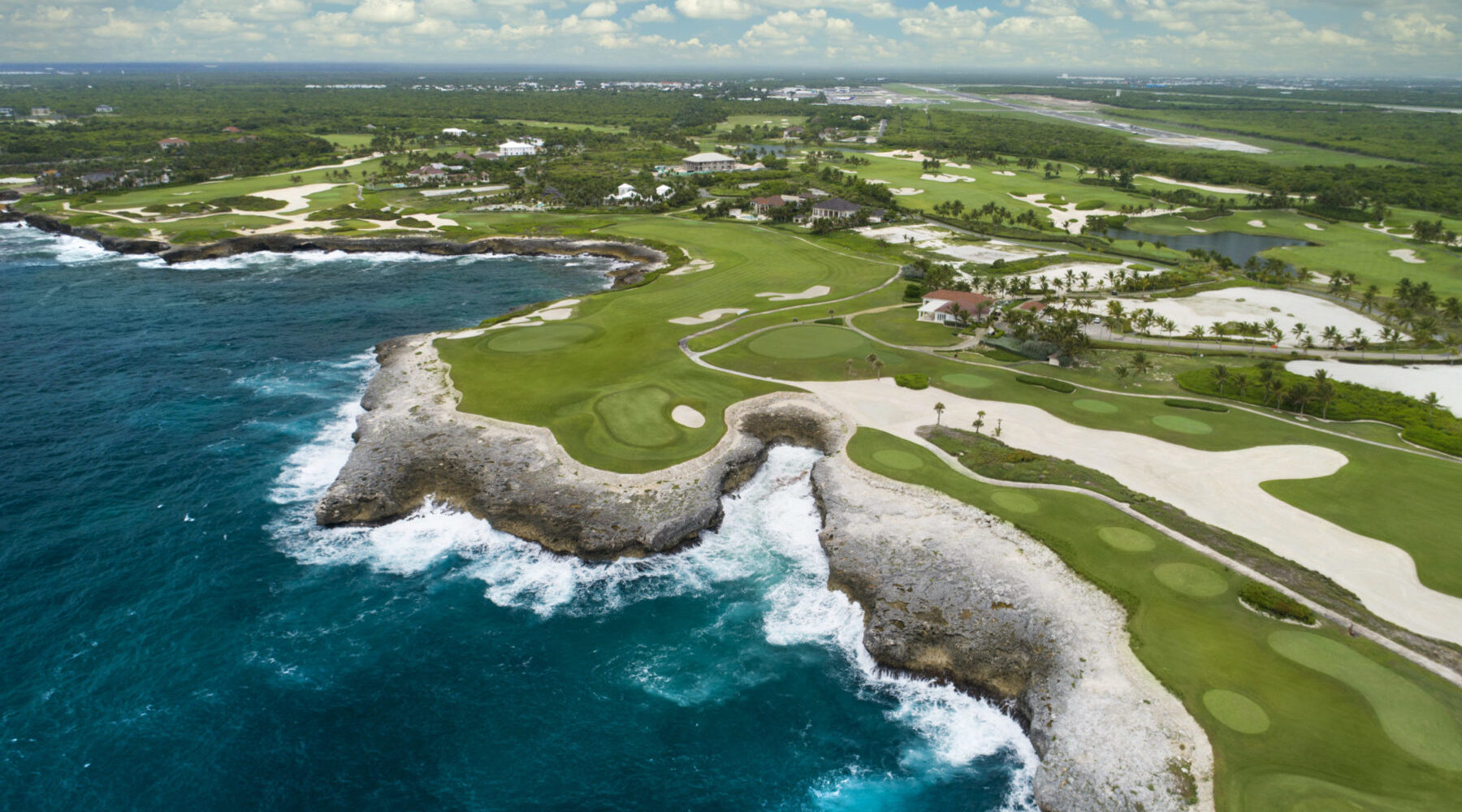 Corales-Golf-Course-2