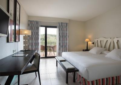 hotel-encinar-de-sotogrande-habitacion- hotel-encinar-de-sotogrande-habitacion-