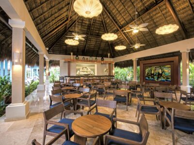 Iberostar Quetzal Bar exterior